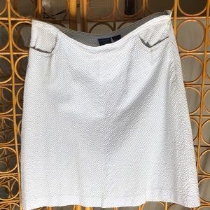 Sears Sucker skirt! Two pockets and easy to wear